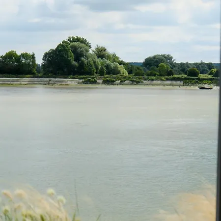 La Maison Plûme Maison d'hôtes Villequier