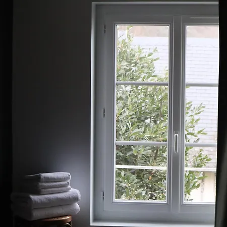 La Maison Plume בית הארחה 3*
