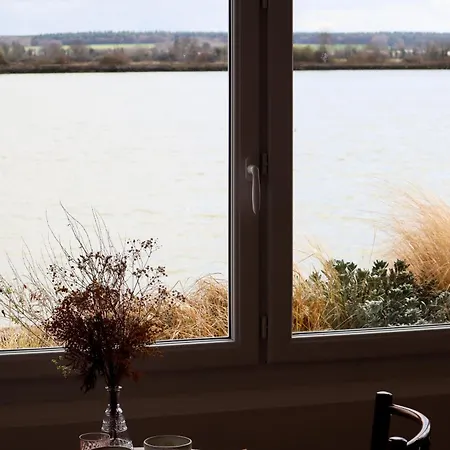 La Maison Plûme Villequier